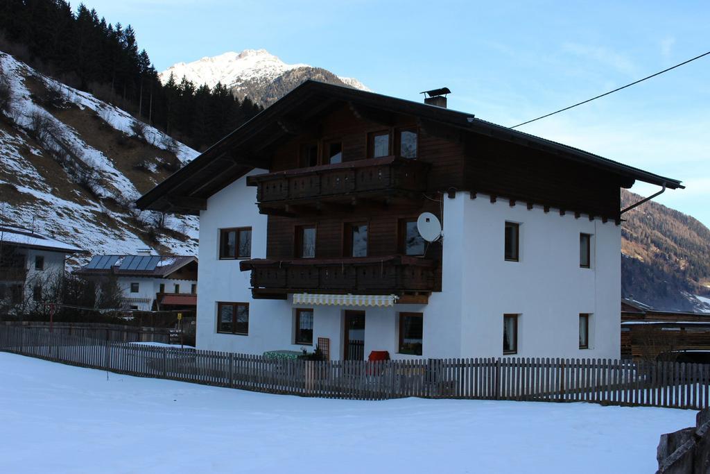 Haus Gabi Apartment Neustift im Stubaital Luaran gambar